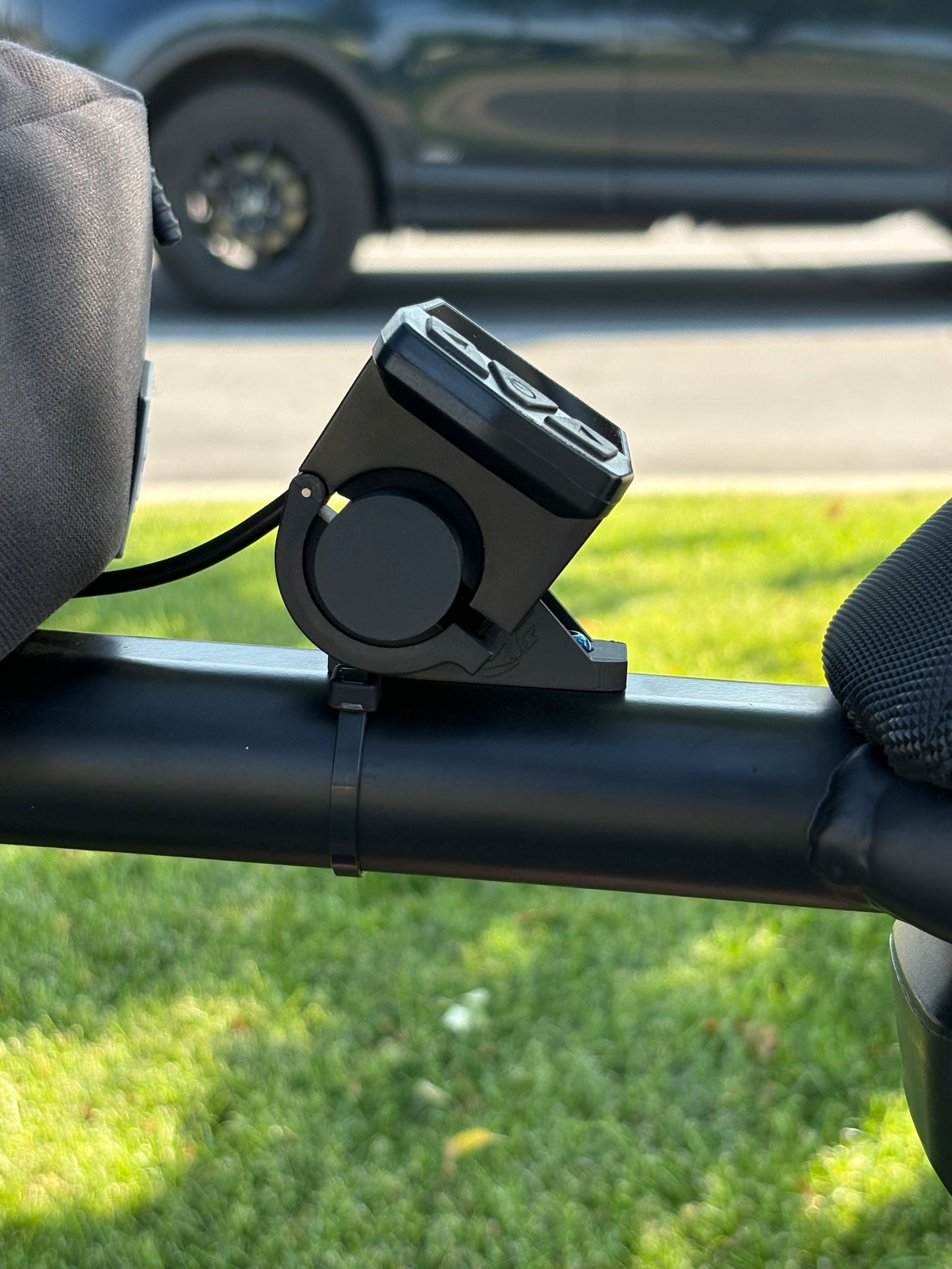 Macfox Frame Screen Mount